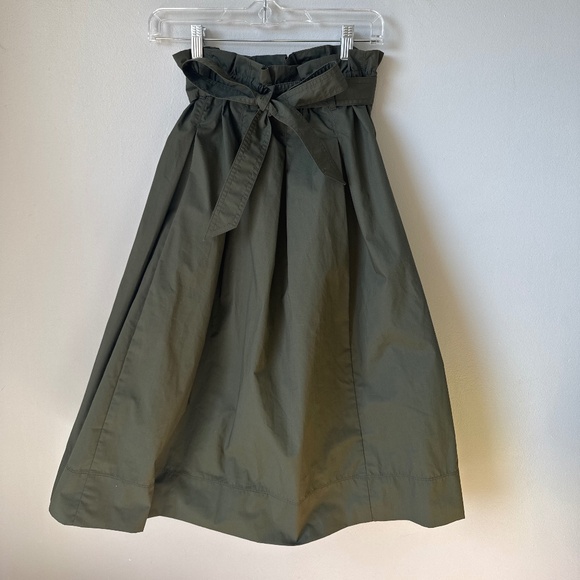 Uniqlo Dresses & Skirts - High waist belted flare midi skirt with pockets